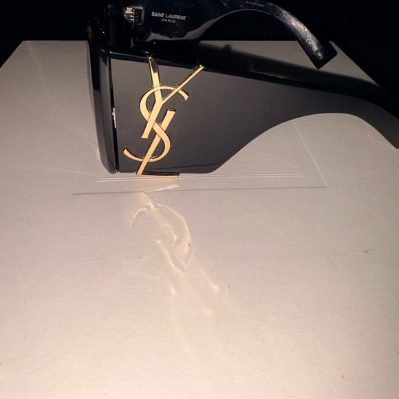 Authentic YSL Blaze Sunglasses - Picture 3 of 7